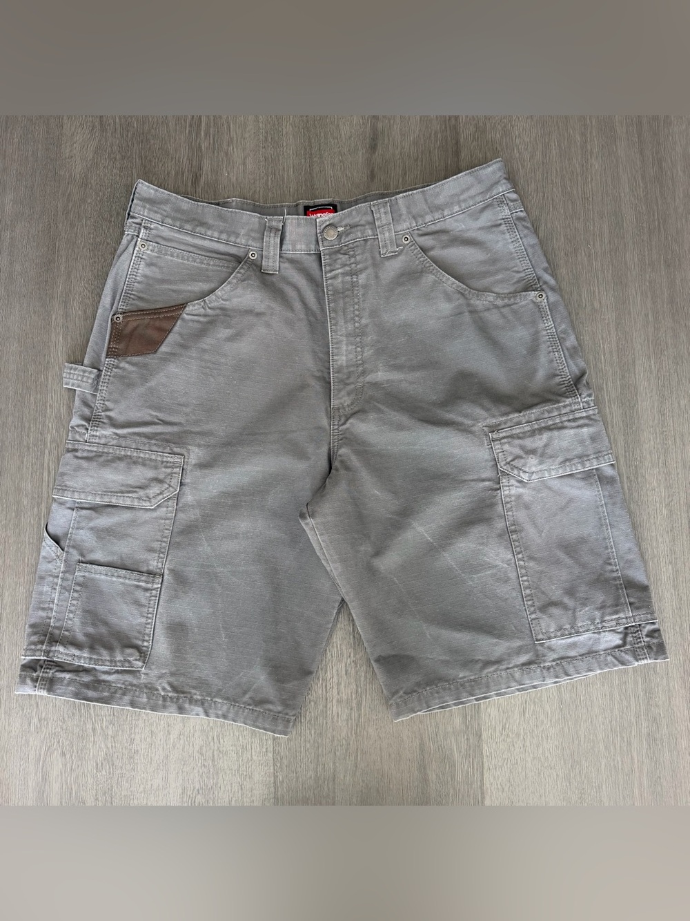 Wrangler Workwear Ripstop Men’s Gray Carpenter Cargo Utility Shorts Size 36
